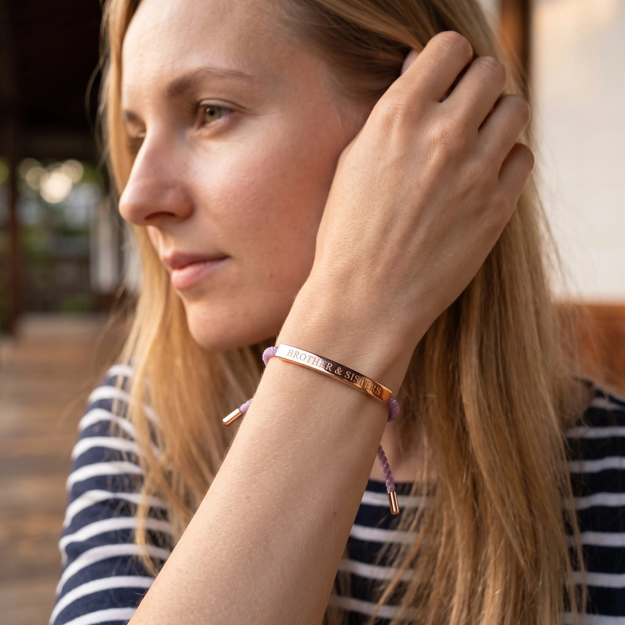 Friendship bracelet — worn, everyday gesture, rose gold | SKU: lemauve-rg