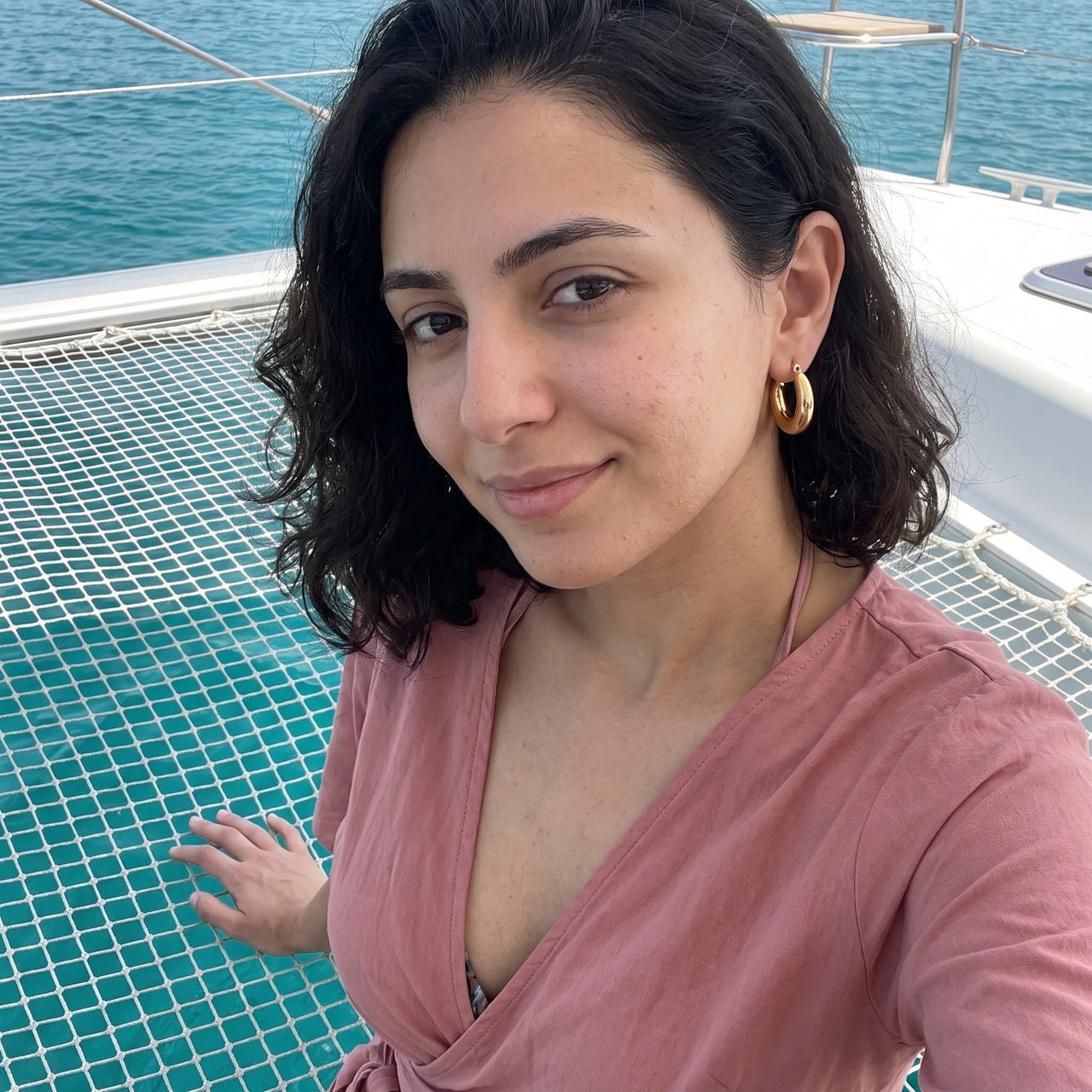 Chunky gold hoops — worn on a relaxed day, gold | SKU: lesbrillantes