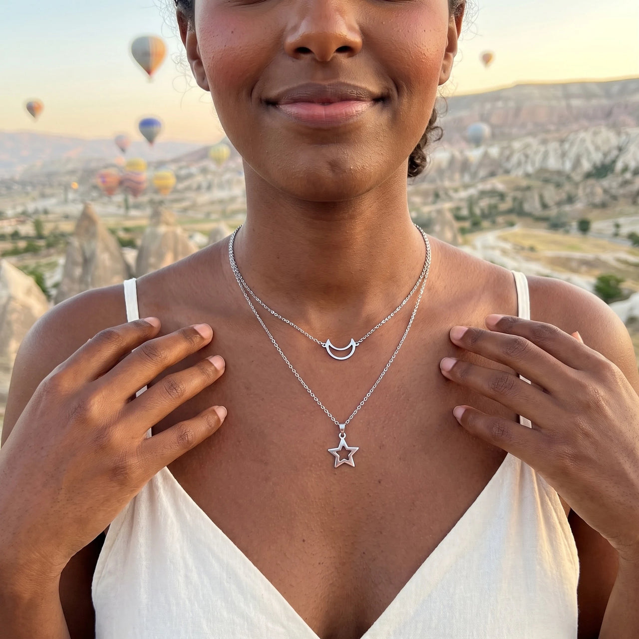 Moon necklace — worn on a getaway, silver | SKU: letoile-wg