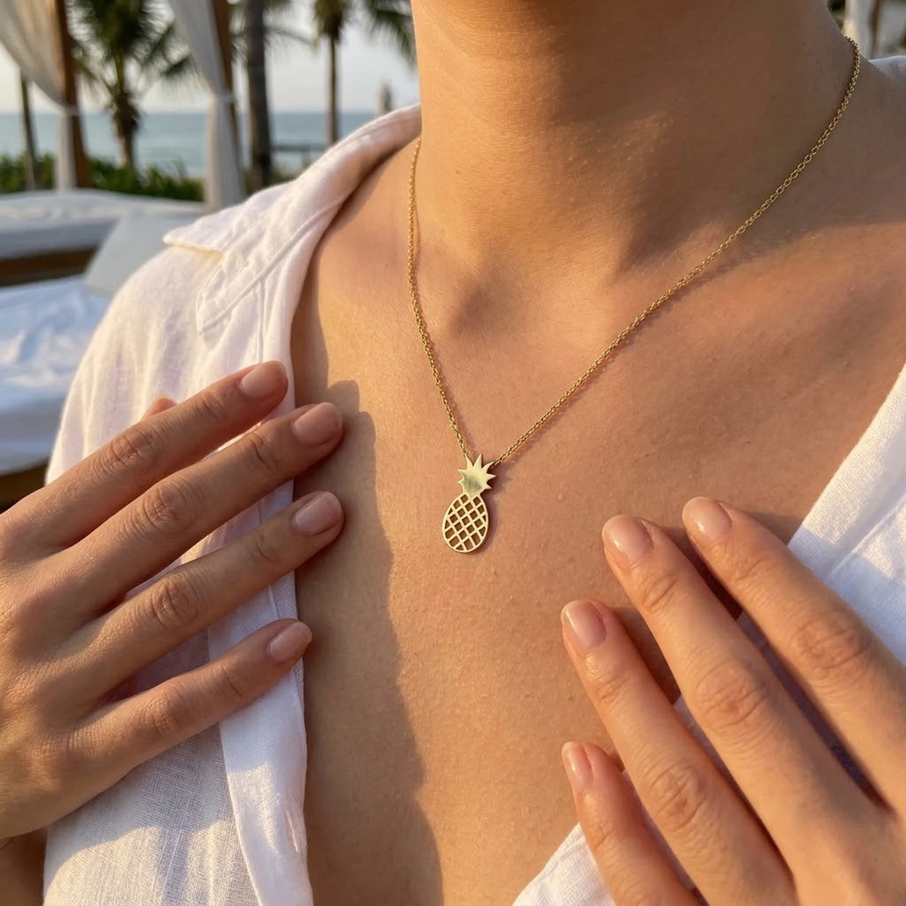Gold necklace worn, showing its real size | SKU: 8050907-gold